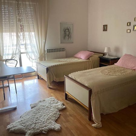 Anita Domus - Appartamento Con Vista A Pescara Eksteriør bilde