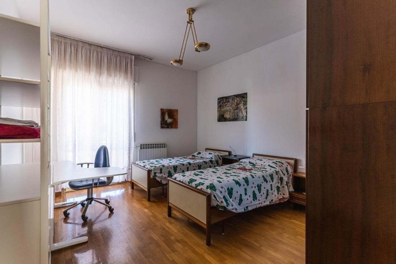 Anita Domus - Appartamento Con Vista A Pescara Eksteriør bilde